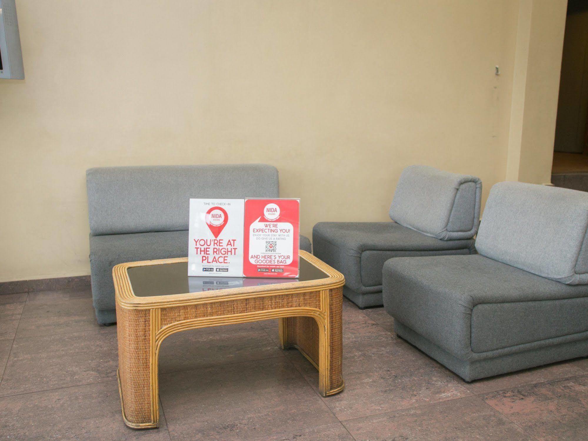 Oyo 447 Comfort Hotel Meru Klang Bagian luar foto