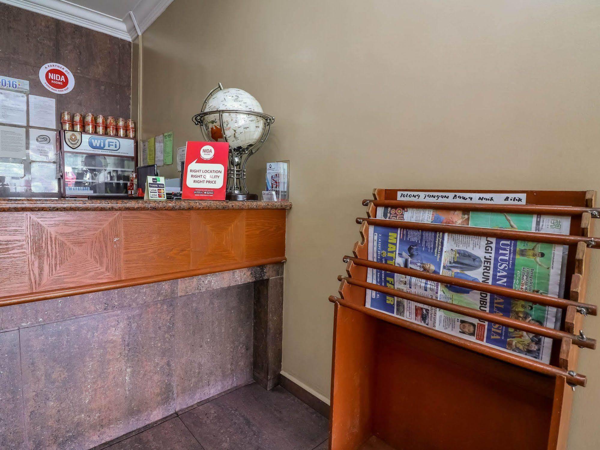 Oyo 447 Comfort Hotel Meru Klang Bagian luar foto
